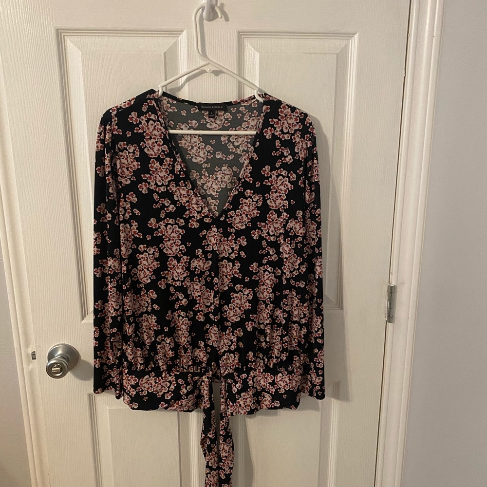 NWOT tie up blouse